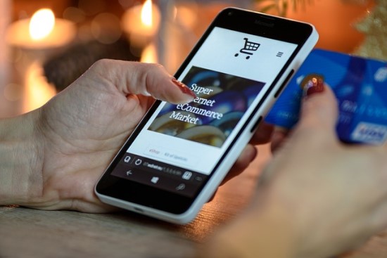 Vienas neatsargus veiksmas ir liksite be savo pinigų: taip kasdien prarandami tūkstančiai eurų Vienas neatsargus veiksmas ir liksite be savo pinigų: taip kasdien prarandami tūkstančiai eurų