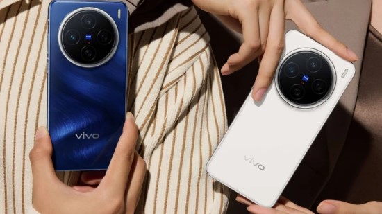 Ar verta mokėti 1000 eurų už kamerą telefone? Ar verta mokėti 1000 eurų už kamerą telefone?