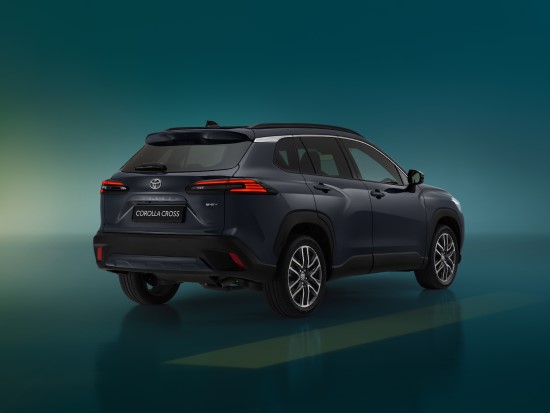 Atnaujintas „Corolla Cross“ – dar praktiškesnis automobilis šeimai Atnaujintas „Corolla Cross“ – dar praktiškesnis automobilis šeimai