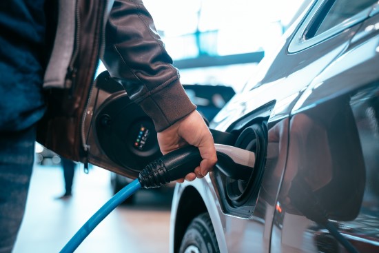 Elektrifikuotas automobilis („Shutterstock“ nuotr.) Elektrifikuotas automobilis („Shutterstock“ nuotr.)