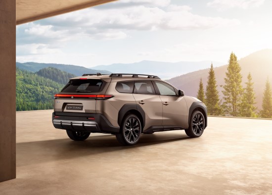 „Toyota“ pristato „bZ4X Touring“ – elektrinį šeimos SUV aktyviam gyvenimo būdui „Toyota“ pristato „bZ4X Touring“ – elektrinį šeimos SUV aktyviam gyvenimo būdui