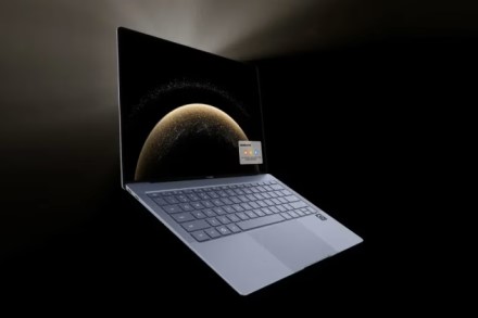 „Huawei“ pristatė naująjį „Qingyuan“ serijos nešiojamą kompiuterį su „HarmonyOS“ operacine sistema