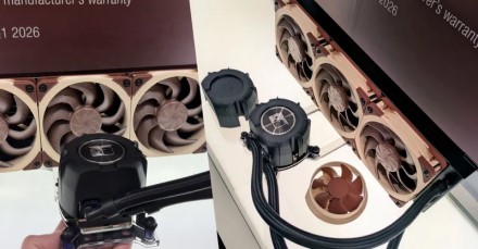 „Noctua“ pristatė savo pirmąją skystojo aušinimo sistemą ir pademonstravo veikiantį skysčio aušintuvą-termosifoną „Noctua“ pristatė savo pirmąją skystojo aušinimo sistemą ir pademonstravo veikiantį skysčio aušintuvą-termosifoną