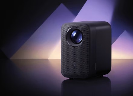 Vaizdo projektorius ar išmanusis televizorius? Pasirinkimas, kuris gali kardinaliai pakeisti jūsų vakarus Vaizdo projektorius ar išmanusis televizorius? Pasirinkimas, kuris gali kardinaliai pakeisti jūsų vakarus