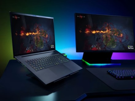 „Razer“ pristatė itin galingą „Blade 18 (2025)“ nešiojamą kompiuterį su išskirtiniu ekranu ir „Nvidia“ vaizdo plokšte „Razer“ pristatė itin galingą „Blade 18 (2025)“ nešiojamą kompiuterį su išskirtiniu ekranu ir „Nvidia“ vaizdo plokšte