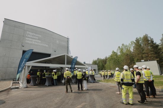 Įtvirtinta energetinė nepriklausomybė: veikia trys sinchroniniai kompensatoriai, baigti sinchronizacijos projektų statybos darbai Vilniaus regione Įtvirtinta energetinė nepriklausomybė: veikia trys sinchroniniai kompensatoriai, baigti sinchronizacijos projektų statybos darbai Vilniaus regione