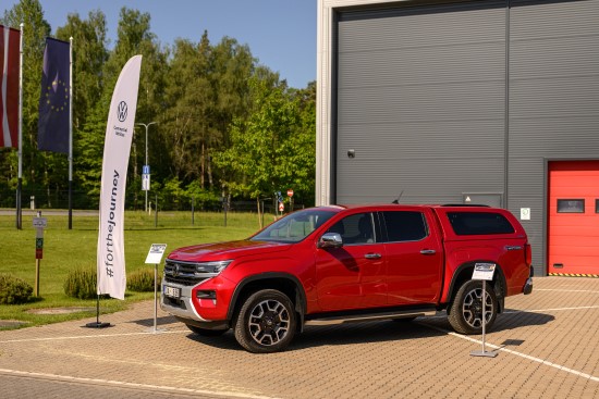 Naujos kartos „Volkswagen“ komercinės transporto priemonės – modernesnės, efektyvesnės ir universalesnės Naujos kartos „Volkswagen“ komercinės transporto priemonės – modernesnės, efektyvesnės ir universalesnės