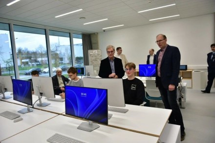 KTU atveria duris norintiems daugiau nei diplomo – nauja galimybė prisidėti prie lustų kūrimo KTU atveria duris norintiems daugiau nei diplomo – nauja galimybė prisidėti prie lustų kūrimo