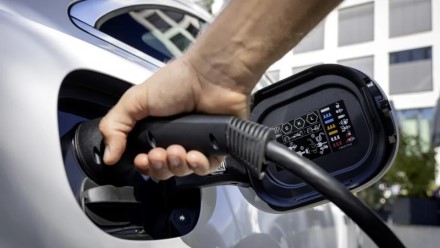 Elektromobilių pardavimai auga: Kinijoje fiksuojami įspūdingi rekordai