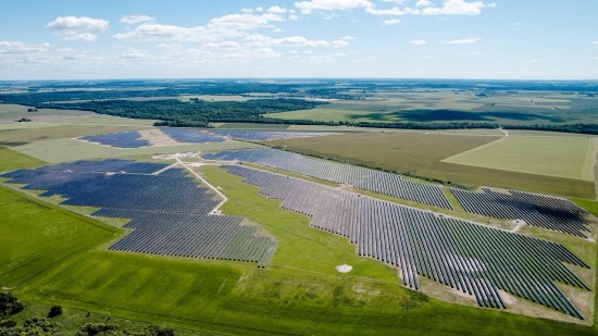 „Acme Solar Group" atidarė vieną didžiausių saulės parkų Lietuvoje: energija – šaliai, nauda – bendruomenei „Acme Solar Group" atidarė vieną didžiausių saulės parkų Lietuvoje: energija – šaliai, nauda – bendruomenei