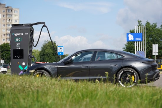 „Ignitis ON“ elektromobilių įkrovimo stotelė „Ignitis ON“ elektromobilių įkrovimo stotelė