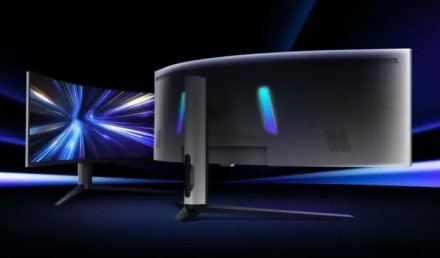 TCL pristatė milžinišką monitorių su 4K raiška TCL pristatė milžinišką monitorių su 4K raiška