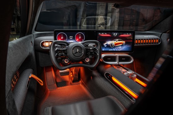 „Mercedes-AMG“ triukšmingoje šventėje pristatė įspūdingų parametrų koncepcinį „AMG GT XX“ „Mercedes-AMG“ triukšmingoje šventėje pristatė įspūdingų parametrų koncepcinį „AMG GT XX“