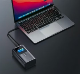 „Thunderobot“ pristatė kompaktišką 10 000 mAh talpos išorinę bateriją su dviem USB-C lizdais ir spalvotu ekranu „Thunderobot“ pristatė kompaktišką 10 000 mAh talpos išorinę bateriją su dviem USB-C lizdais ir spalvotu ekranu
