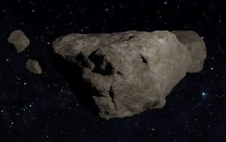 Didelės pamušto asteroido skeveldros Didelės pamušto asteroido skeveldros