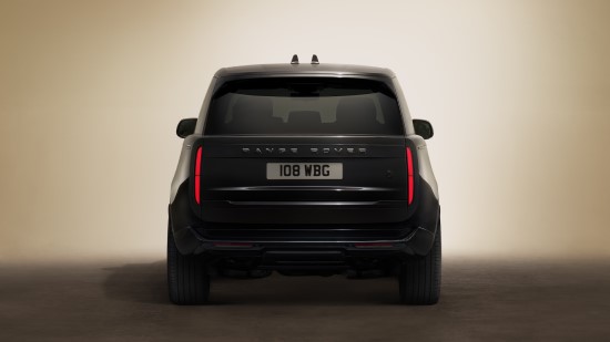 „Range Rover“ flagmano šeimą papildė naujausioji versija „Range Rover“ flagmano šeimą papildė naujausioji versija