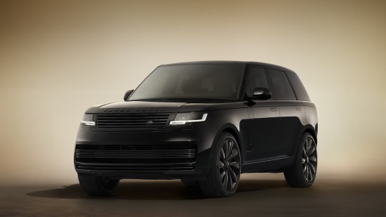 „Range Rover“ flagmano šeimą papildė naujausioji versija „Range Rover“ flagmano šeimą papildė naujausioji versija