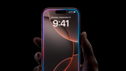 „Apple“ susidūrė su netikėtomis problemomis: negalės pardavinėti kai kurių savo telefonų JAV rinkoje
