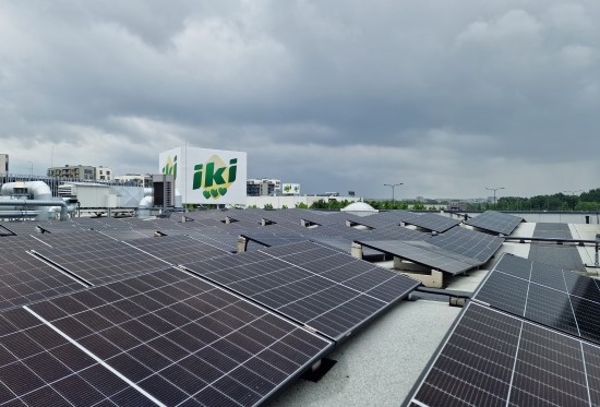 Saulės elektrinė ant „Iki“ parduotuvės Saulės elektrinė ant „Iki“ parduotuvės