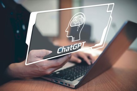Dirbtinis intelektas užvaldė internetą? „ChatGPT“ jau artėja prie „Google“ ir ruošia savo naršyklę