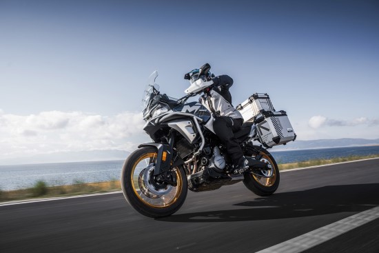 „CFMoto 800MT“ motociklas. Gamintojo nuotr.