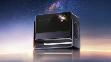 Kinai sukūrė aukštos klasės 4K raiškos vaizdo projektorių su dideliu ryškumu ir skysčiu aušinama sistema Kinai sukūrė aukštos klasės 4K raiškos vaizdo projektorių su dideliu ryškumu ir skysčiu aušinama sistema