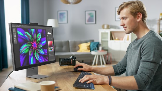 „Philips Monitors“ pristato „Brilliance 27E3U7903“ – 5K monitorių, sukurtą tobulumo siekiantiems kūrėjams „Philips Monitors“ pristato „Brilliance 27E3U7903“ – 5K monitorių, sukurtą tobulumo siekiantiems kūrėjams