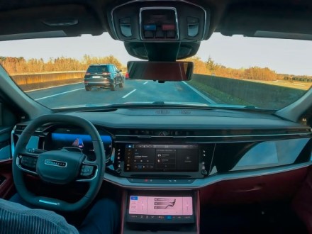 „Stellantis“ stabdo „AutoDrive“ projektą: milijardus kainavusi vairavimo svajonė atidėta neribotam laikui