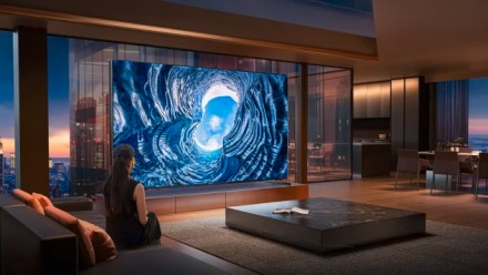 „Hisense“ pristatė įspūdingo dydžio išmaniuosius televizorius, tačiau jų kaina nustebins