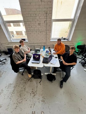 Asmeninio albumo nuotr. Asmeninio albumo nuotr.