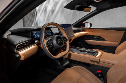 Naujasis „Mazda6e“ pelnė penkių žvaigždučių „Euro NCAP“ įvertinimą Naujasis „Mazda6e“ pelnė penkių žvaigždučių „Euro NCAP“ įvertinimą