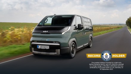 Komerciniu elektromobiliu „Kia PV5 Cargo“ pasiekė Gineso pasaulio rekordą Komerciniu elektromobiliu „Kia PV5 Cargo“ pasiekė Gineso pasaulio rekordą