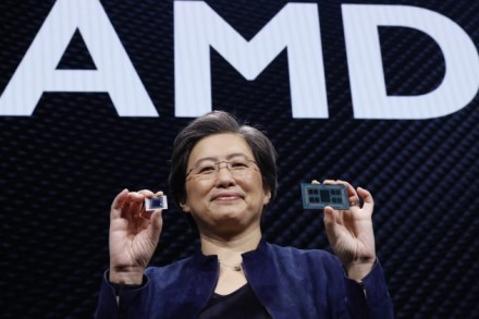 AMD pasiekė strateginį susitarimą su „OpenAI“: „ChatGPT“ naudos AMD sukurtų lustų skaičiavimo galią