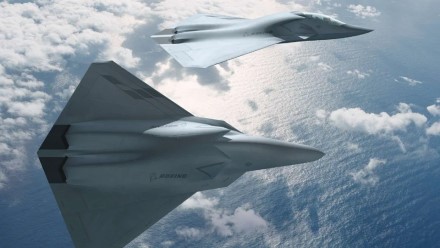 Amerikiečių slaptas ginklas prieš Kiniją: naujasis naikintuvas valdys dronų spiečių ir dings nuo radarų Amerikiečių slaptas ginklas prieš Kiniją: naujasis naikintuvas valdys dronų spiečių ir dings nuo radarų