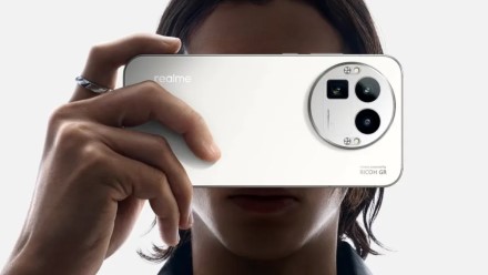 „Realme“ pristatė naująjį „GT 8 Pro“ telefono modelį su galingu procesoriumi ir įspūdingomis kameromis