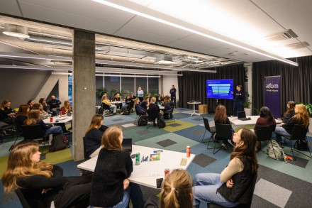 Per dešimtmetį moterų programuotojų skaičius Lietuvoje išaugo 119 proc. Per dešimtmetį moterų programuotojų skaičius Lietuvoje išaugo 119 proc.