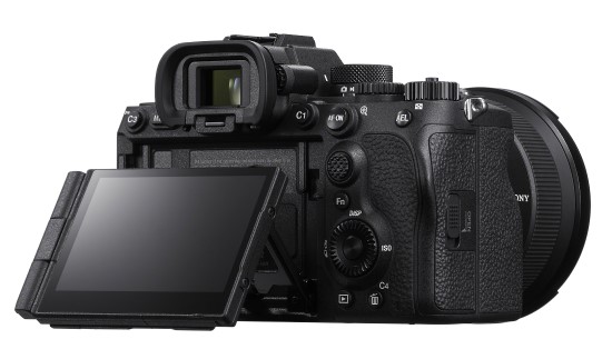 „Sony“ pristato „ALPHA 7 V“ ir FE 28-70MM F3.5-5.6 OSS II