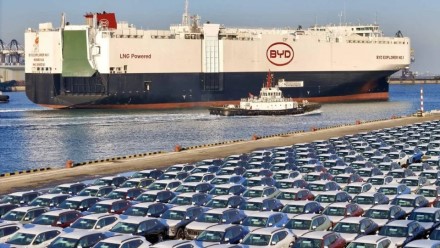 Skambina pavojaus varpais: BYD išstūmė „Volkswagen“, kiniški automobiliai uždirba daugiau