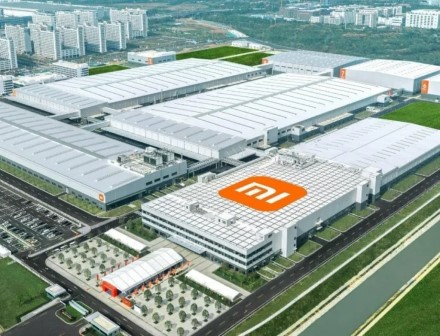 Naujoji „Xiaomi“ gamykla gali pagaminti oro kondicionierių per 6,5 sekundės