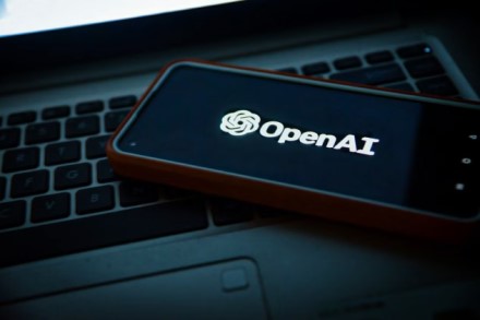 „OpenAI“ ruošia tylų perversmą: kuriamas trečiasis asmeninis įrenginys, galintis pakeisti telefoną „OpenAI“ ruošia tylų perversmą: kuriamas trečiasis asmeninis įrenginys, galintis pakeisti telefoną