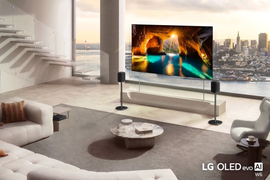 „LG OLED evo W6 Wallpaper TV“