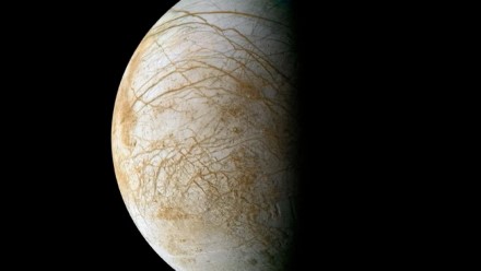 NASA atradimas: Jupiterio palydove Europa aptikta medžiaga, galinti rodyti gyvybės ženklus