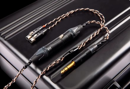 „Audeze“ pristatė naujus planarines-magnetines ausines LCD-5s, skirtas audiofilams