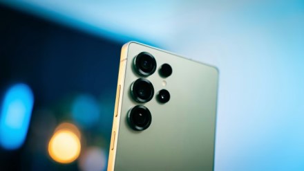 Pasiruoškite mokėti ženkliai daugiau: išmaniųjų telefonų kainos gali šauti į neregėtas aukštumas