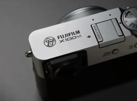 „Muilinės“ sugrįžo: kompaktiškų fotoaparatų pardavimai staiga išaugo beveik 30 %