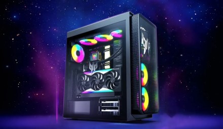 „Acer“ išleido galingą ir brangų žaidimų kompiuterį „Predator Shield 7000“