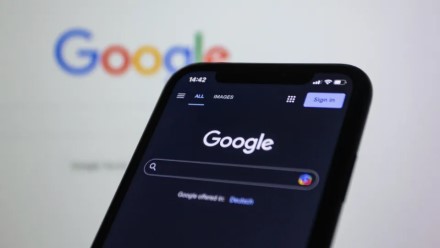 Ar jūsų duomenys matomi „Google" paieškoje? Štai kaip juos pašalinti vos keliais žingsniais Ar jūsų duomenys matomi „Google" paieškoje? Štai kaip juos pašalinti vos keliais žingsniais