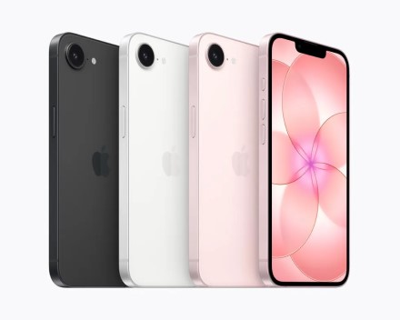 „iPhone 17e“: dabar su „Apple A19“ ir magnetiniu įkrovimu „iPhone 17e“: dabar su „Apple A19“ ir magnetiniu įkrovimu