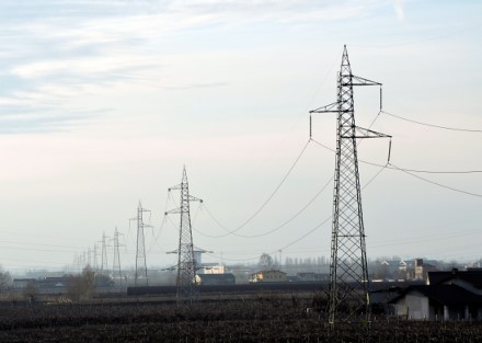 Fiksuotos elektros kainos planų vidutiniai tarifai padidėjo