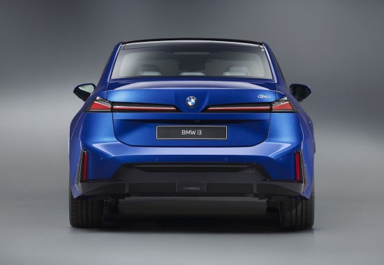 Naujasis „BMW i3“: iki 900 km viena įkrova ir naujos kartos technologijos